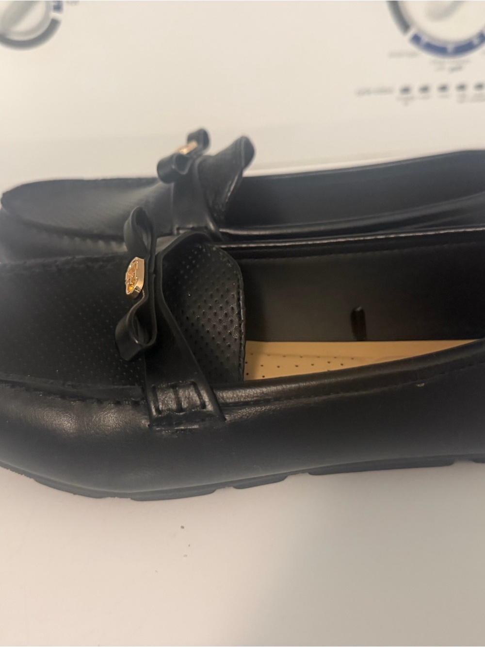 Classic Black Women's Bow Loafers London Fog